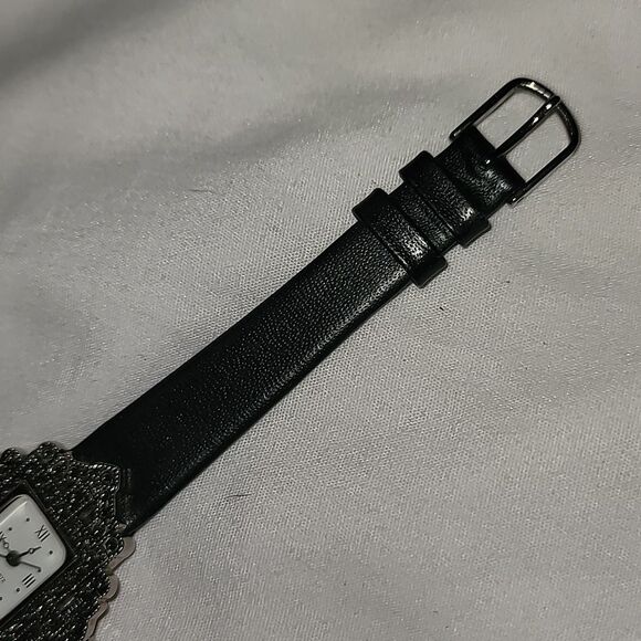New Gothic Avon Silvertone‎ Marcasite Watch Black Leather Band Goth Romantic - Picture 3 of 10